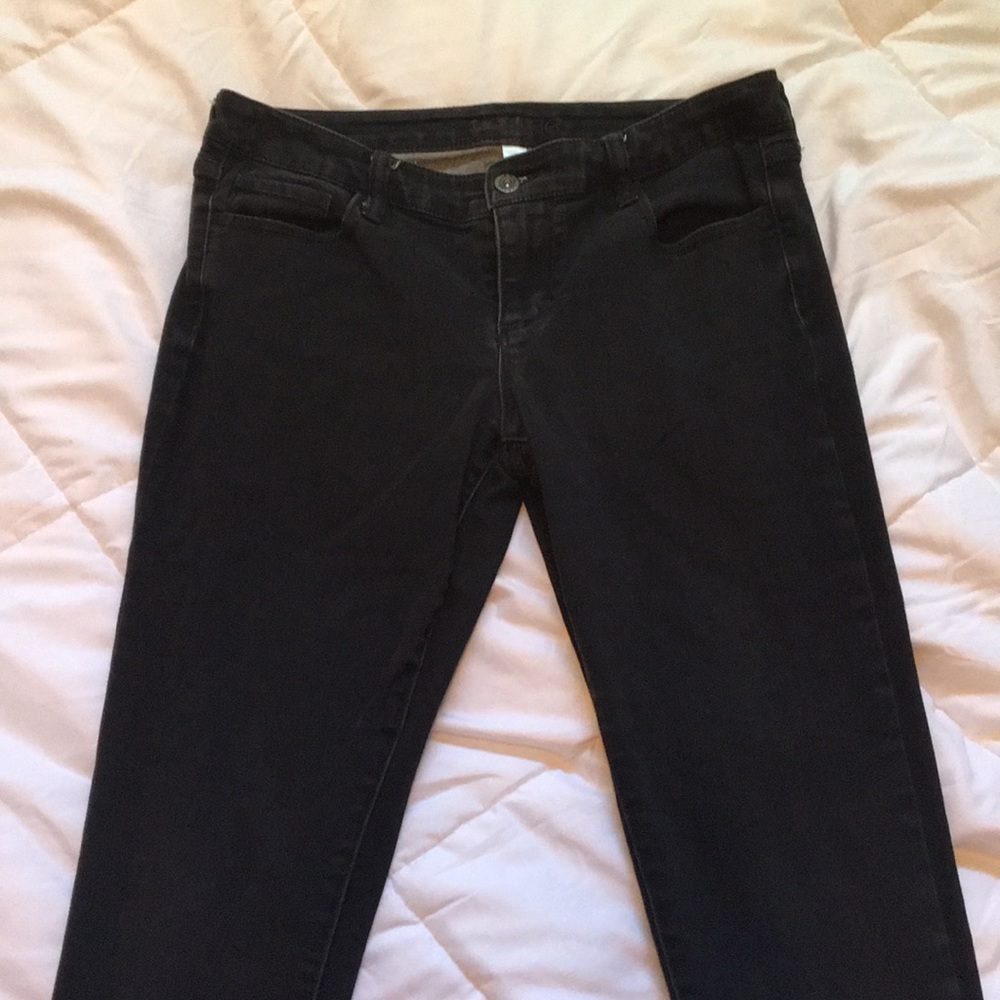 Black skinny jean